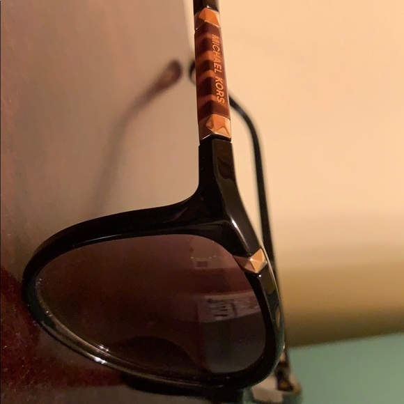 Michael Kors Cat Eye Sunnies - Picture 4 of 5